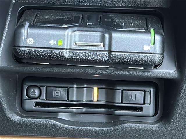 CX-60 XD-ハイブリッド プレミアムスポーツ 禁煙車/サンルーフ/BOSEサウンド/アイアクティブセンス/全方位カメラ/HUD/BSM/電動リアゲート/シートヒーター/エアーシート/パワーシート/シートメモリー/ドラレコ/ETC/革巻きステア(25枚目)