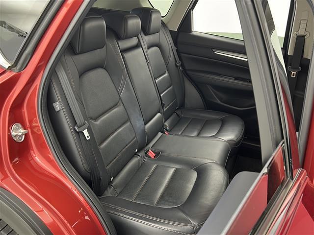 CX-5 XD Lパッケージ 禁煙車/i-ACTIVESENSE/BSM/HUD/Bカメラ/ドラレコ/ビルトインETC/温熱シート/電動シート/ステアヒーター/Pスタート/スマートキー/革巻ステア/ステアスイッチ/フルセグテレビ(14枚目)
