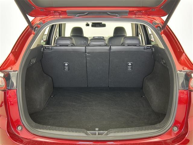 CX-5 XD Lパッケージ 禁煙車/i-ACTIVESENSE/BSM/HUD/Bカメラ/ドラレコ/ビルトインETC/温熱シート/電動シート/ステアヒーター/Pスタート/スマートキー/革巻ステア/ステアスイッチ/フルセグテレビ(15枚目)