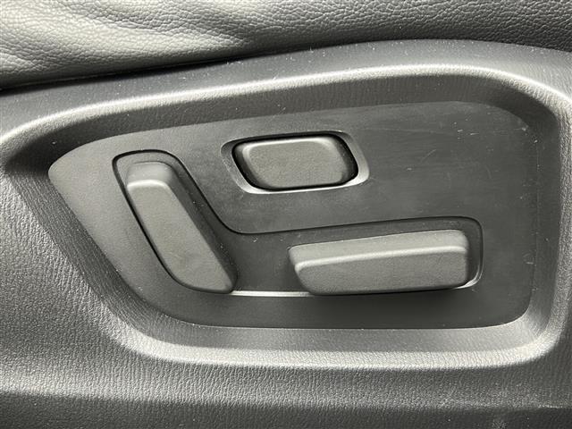 CX-5 XD Lパッケージ 禁煙車/i-ACTIVESENSE/BSM/HUD/Bカメラ/ドラレコ/ビルトインETC/温熱シート/電動シート/ステアヒーター/Pスタート/スマートキー/革巻ステア/ステアスイッチ/フルセグテレビ(28枚目)