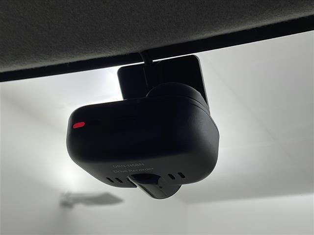 ムーヴキャンバス Gメイクアップ SAIII 禁煙車/衝突軽減/両側パワースライドドア/純正7型ナビ/バックカメラ/フルセグテレビ/ETC/前方ドライブレコーダー/スマートキー/純正フロアマット/LEDヘッドライト/純正ドアバイザー/社外アルミ(7枚目)