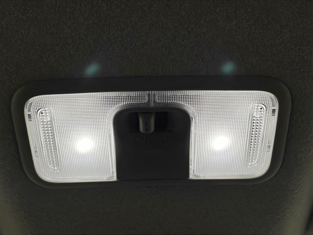 ムーヴキャンバス Gメイクアップ SAIII 禁煙車/衝突軽減/両側パワースライドドア/純正7型ナビ/バックカメラ/フルセグテレビ/ETC/前方ドライブレコーダー/スマートキー/純正フロアマット/LEDヘッドライト/純正ドアバイザー/社外アルミ(30枚目)