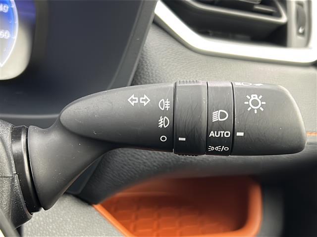 RAV4 ハイブリッドアドベンチャー 禁煙車/サンルーフ/4WD/寒冷地仕様/リアフォグ/トヨタセーフティ/パワーシート/シートメモリー/シートヒーター/ベンチレーション/レザーシート/純正ディスプレイオーディオ/フルセグ/バックカメラ/(26枚目)