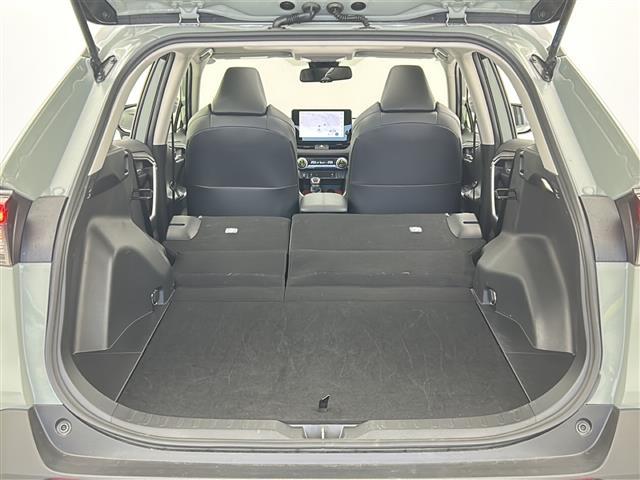 RAV4 ハイブリッドアドベンチャー 禁煙車/サンルーフ/4WD/寒冷地仕様/リアフォグ/トヨタセーフティ/パワーシート/シートメモリー/シートヒーター/ベンチレーション/レザーシート/純正ディスプレイオーディオ/フルセグ/バックカメラ/(35枚目)