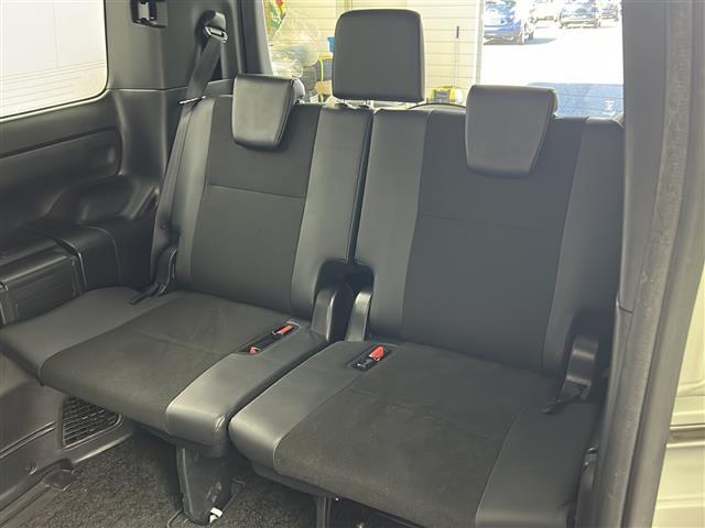 ノア Si ダブルバイビー 禁煙車/衝突軽減/クルーズコントロール/純正10インチナビ/バックカメラ/フルセグテレビ/両側電動ドア/ETC2.0/前方ドライブレコーダー/ロールサンシェード/純正16インチアルミホイール/LED(34枚目)