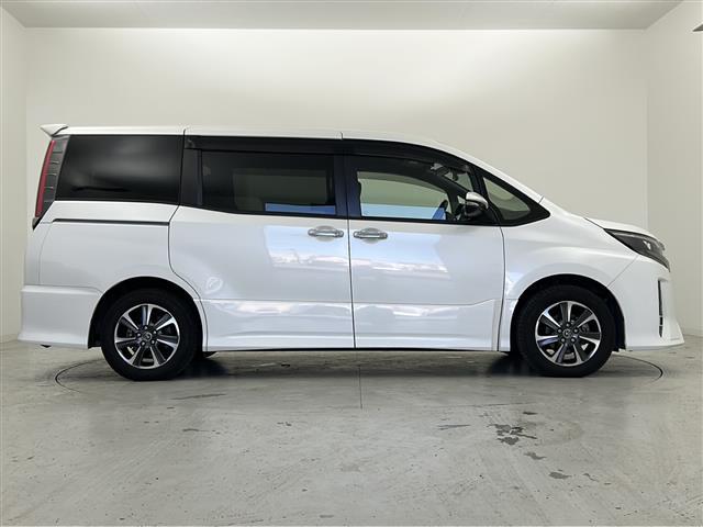 ノア Si ダブルバイビー 禁煙車/衝突軽減/クルーズコントロール/純正10インチナビ/バックカメラ/フルセグテレビ/両側電動ドア/ETC2.0/前方ドライブレコーダー/ロールサンシェード/純正16インチアルミホイール/LED(38枚目)