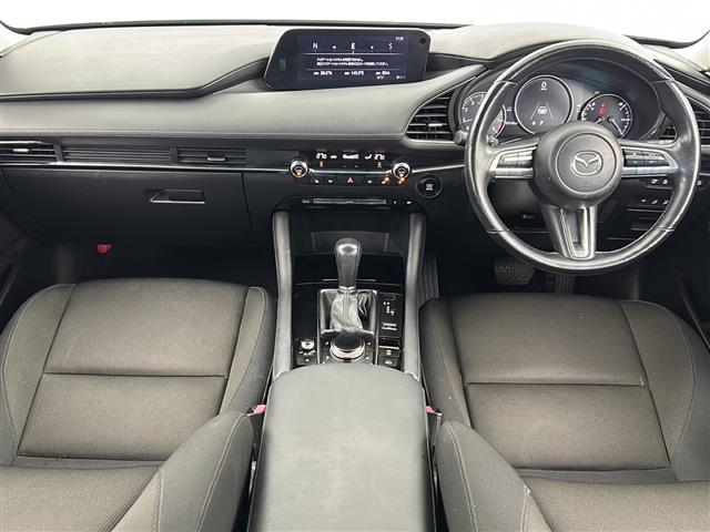 MAZDA3セダン 20Sプロアクティブ ツーリングセレクション 禁煙車/レーダークルーズコントロール/ヘッドアップディスプレイ/マツダコネクトナビ/全周囲カメラ/ETC/フルセグテレビ/前席シートヒーター/パワーシート/ステアリングヒーター/純正アルミホイール(2枚目)