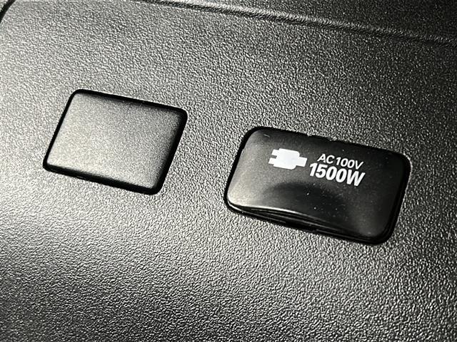 プリウス Sマイコーデ 禁煙車/ハーフレザー/純正7型ナビ/ワンセグ/バックカメラ/100V充電/プッシュスタート/スマートキー×2/ビルトインETC/純正17インチアルミ/純正フロアマッド/純正ドアバイザー/トノカバー/(6枚目)