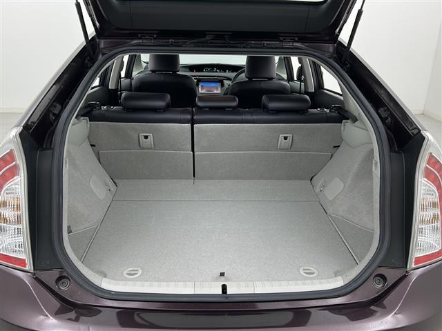 プリウス Sマイコーデ 禁煙車/ハーフレザー/純正7型ナビ/ワンセグ/バックカメラ/100V充電/プッシュスタート/スマートキー×2/ビルトインETC/純正17インチアルミ/純正フロアマッド/純正ドアバイザー/トノカバー/(15枚目)