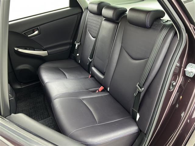プリウス Sマイコーデ 禁煙車/ハーフレザー/純正7型ナビ/ワンセグ/バックカメラ/100V充電/プッシュスタート/スマートキー×2/ビルトインETC/純正17インチアルミ/純正フロアマッド/純正ドアバイザー/トノカバー/(34枚目)