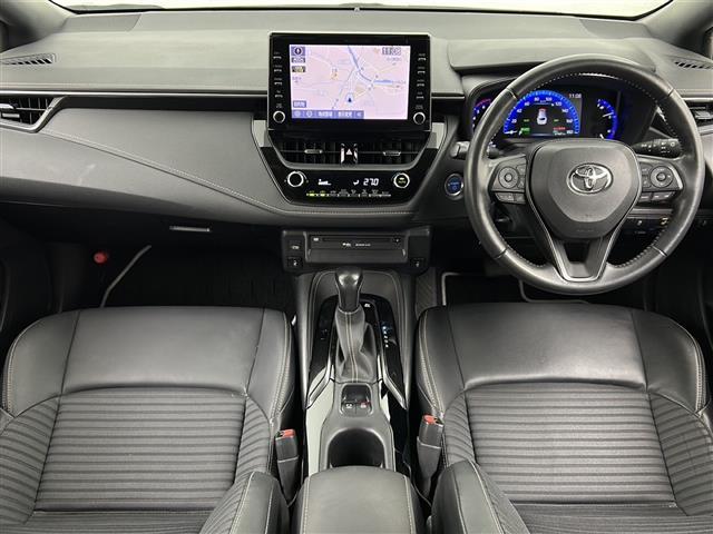 カローラツーリング ハイブリッド ダブルバイビー 禁煙車/衝突軽減/ブラインドスポットモニター/レーダークルーズコントロール/純正9型ディスプレイオーディオ/バックカメラ/前席シートヒーター/ステアリングヒーター/ビルトインETC/ドライブレコーダー(2枚目)