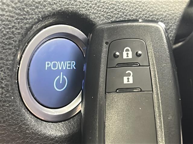 カローラツーリング ハイブリッド ダブルバイビー 禁煙車/衝突軽減/ブラインドスポットモニター/レーダークルーズコントロール/純正9型ディスプレイオーディオ/バックカメラ/前席シートヒーター/ステアリングヒーター/ビルトインETC/ドライブレコーダー(24枚目)