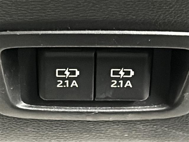 カローラツーリング ハイブリッド ダブルバイビー 禁煙車/衝突軽減/ブラインドスポットモニター/レーダークルーズコントロール/純正9型ディスプレイオーディオ/バックカメラ/前席シートヒーター/ステアリングヒーター/ビルトインETC/ドライブレコーダー(30枚目)