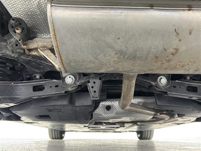 カローラツーリング ハイブリッド ダブルバイビー 禁煙車/衝突軽減/ブラインドスポットモニター/レーダークルーズコントロール/純正9型ディスプレイオーディオ/バックカメラ/前席シートヒーター/ステアリングヒーター/ビルトインETC/ドライブレコーダー(43枚目)