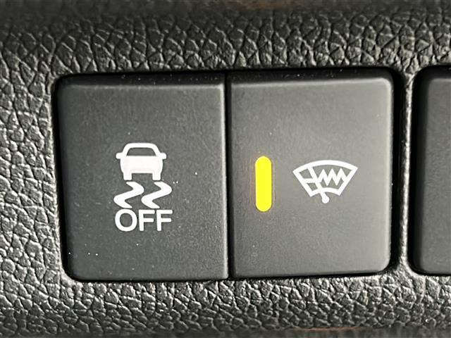 フリード Ｇ・ホンダセンシング　純正ナビ／Ｂｌｕｅｔｏｏｔｈ／フルセグＴＶ／バックカメラ／両側パワースライドドア／衝突軽減ブレーキ（ＣＭＢＳ）／アダプティブクルーズコントロール／レーンキープアシスト／ハーフレザーシート／スペアキー（23枚目）