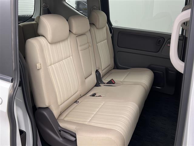 フリード Ｇ・ホンダセンシング　純正ナビ／Ｂｌｕｅｔｏｏｔｈ／フルセグ／バックカメラ／ドライブレコーダー／両側パワースライドドア／衝突軽減ブレーキ（ＣＭＢＳ）／アダプティブクルーズコントロール／レーンキープアシスト／前後ソナー（13枚目）