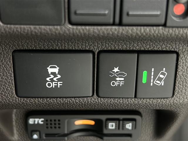 フリード Ｇ・ホンダセンシング　純正ナビ／Ｂｌｕｅｔｏｏｔｈ／フルセグ／バックカメラ／ドライブレコーダー／両側パワースライドドア／衝突軽減ブレーキ（ＣＭＢＳ）／アダプティブクルーズコントロール／レーンキープアシスト／前後ソナー（20枚目）