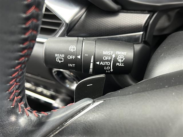 【納車前クオリティ】綺麗な車に乗って欲しいから。納車前に内外装のクリーニングをいたします。各種コーティング（別途有料）もご用意しておりますので、是非ご相談ください。