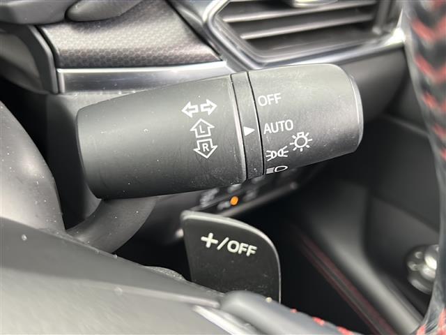 【室内クリーニング】クルマ本来の快適性を再現したいから。プロのこだわりのクリーニングで清潔なおクルマでご納車させて頂いております！※有償となります。