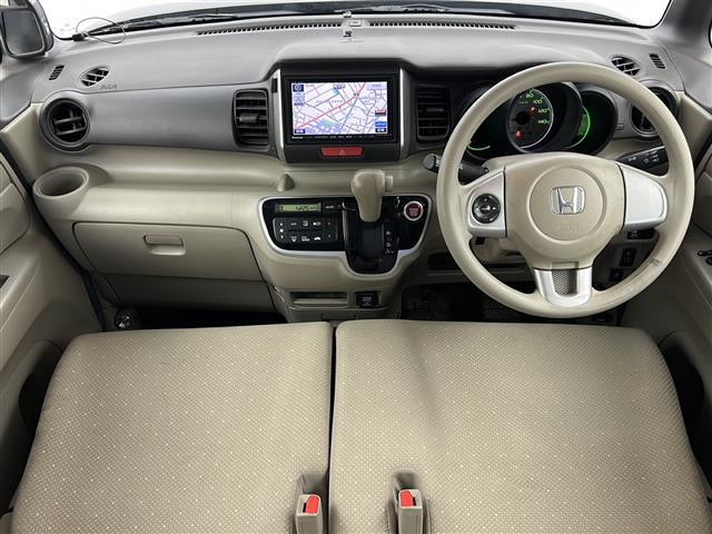 N-BOX G・Lパッケージ 禁煙車/片側パワースライドドア/社外ナビ/バックカメラ/フルセグTV/ETC/横滑り防止装置/ECONスイッチ/ステアリングスイッチ/Pスタート/スマートキー2個/純正14インチアルミホイール(2枚目)