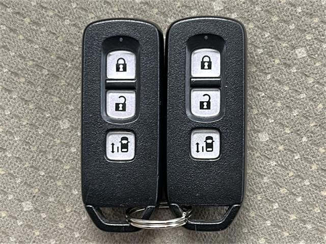 N-BOX G・Lパッケージ 禁煙車/片側パワースライドドア/社外ナビ/バックカメラ/フルセグTV/ETC/横滑り防止装置/ECONスイッチ/ステアリングスイッチ/Pスタート/スマートキー2個/純正14インチアルミホイール(6枚目)