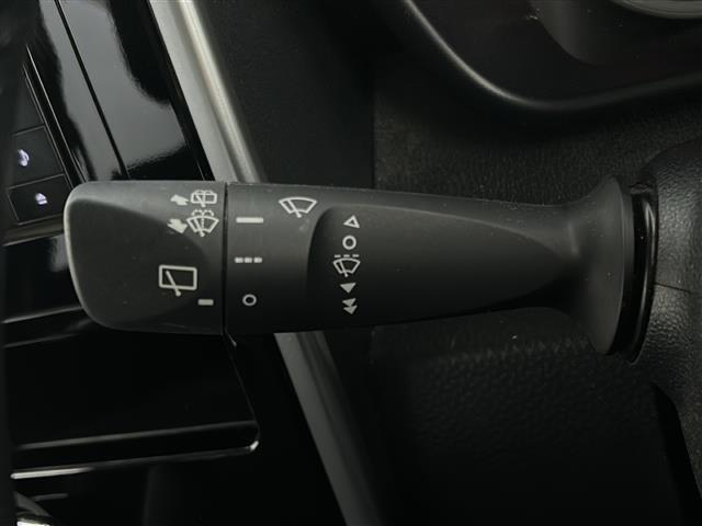 【室内クリーニング】クルマ本来の快適性を再現したいから。プロのこだわりのクリーニングで清潔なおクルマでご納車させて頂いております！※有償となります。