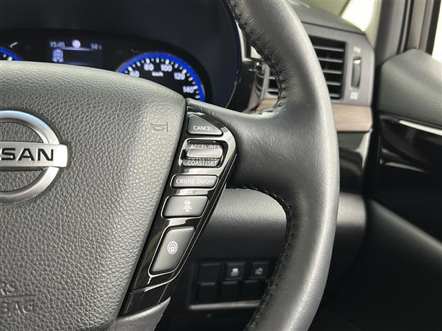 エルグランド 250ハイウェイスターS 禁煙車/オートクルーズコントロール/衝突軽減/車線維持/バックカメラ/10インチナビ/フルセグテレビ/ビルトインETC/前後ドライブレコーダー/両側電動ドア/LEDヘッドライト/純正18インチアルミ(5枚目)