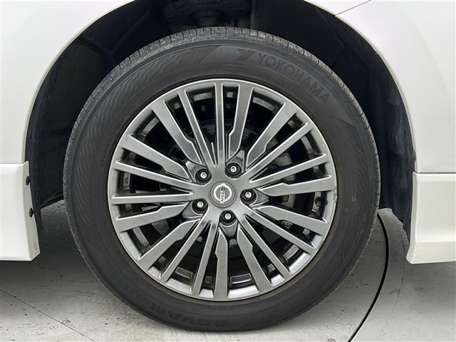 エルグランド 250ハイウェイスターS 禁煙車/オートクルーズコントロール/衝突軽減/車線維持/バックカメラ/10インチナビ/フルセグテレビ/ビルトインETC/前後ドライブレコーダー/両側電動ドア/LEDヘッドライト/純正18インチアルミ(16枚目)