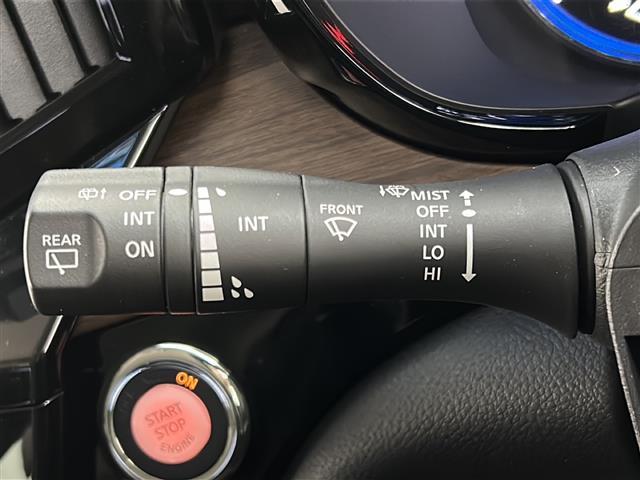 エルグランド 250ハイウェイスターS 禁煙車/オートクルーズコントロール/衝突軽減/車線維持/バックカメラ/10インチナビ/フルセグテレビ/ビルトインETC/前後ドライブレコーダー/両側電動ドア/LEDヘッドライト/純正18インチアルミ(23枚目)