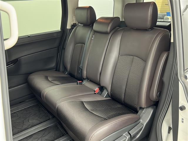 エルグランド 250ハイウェイスターS 禁煙車/オートクルーズコントロール/衝突軽減/車線維持/バックカメラ/10インチナビ/フルセグテレビ/ビルトインETC/前後ドライブレコーダー/両側電動ドア/LEDヘッドライト/純正18インチアルミ(33枚目)