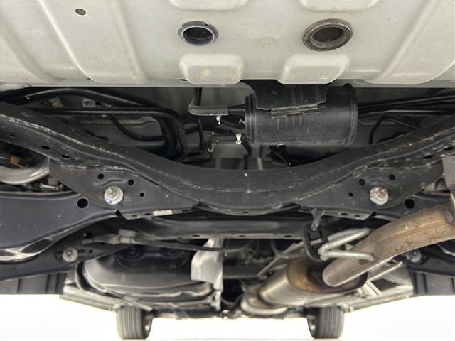 エルグランド 250ハイウェイスターS 禁煙車/オートクルーズコントロール/衝突軽減/車線維持/バックカメラ/10インチナビ/フルセグテレビ/ビルトインETC/前後ドライブレコーダー/両側電動ドア/LEDヘッドライト/純正18インチアルミ(43枚目)