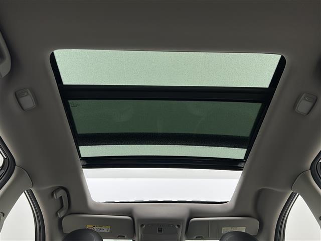 エクストレイル ２０Ｘｉ　レザーエディション　禁煙車／プロパイロット／全周囲カメラ／デジタルインナーミラー全席シートヒーター／電動リアゲート／純正８インチナビ／フルセグテレビ／ドライブレコーダー／ビルトインＥＴＣ／本革シート／ＬＥＤヘッドライト（3枚目）