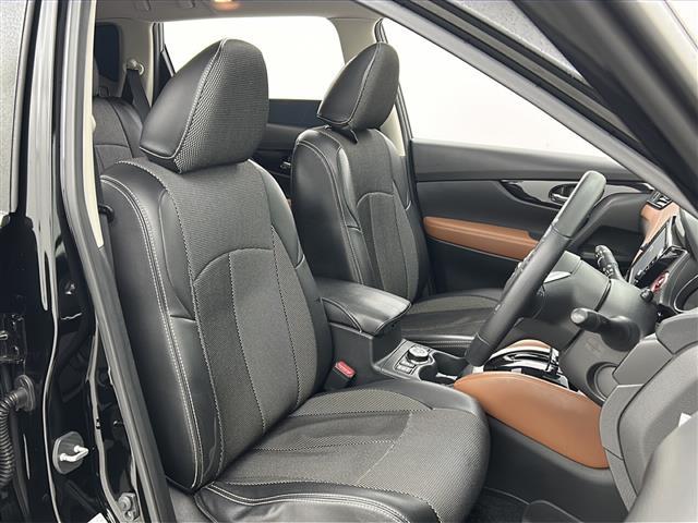 エクストレイル ２０Ｘｉ　レザーエディション　禁煙車／プロパイロット／全周囲カメラ／デジタルインナーミラー全席シートヒーター／電動リアゲート／純正８インチナビ／フルセグテレビ／ドライブレコーダー／ビルトインＥＴＣ／本革シート／ＬＥＤヘッドライト（13枚目）
