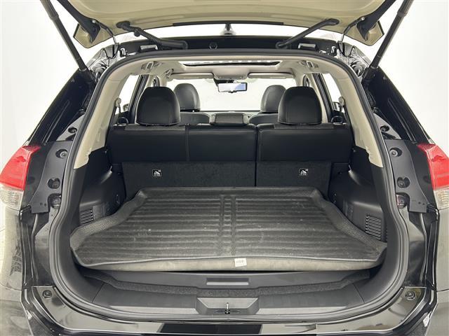 エクストレイル ２０Ｘｉ　レザーエディション　禁煙車／プロパイロット／全周囲カメラ／デジタルインナーミラー全席シートヒーター／電動リアゲート／純正８インチナビ／フルセグテレビ／ドライブレコーダー／ビルトインＥＴＣ／本革シート／ＬＥＤヘッドライト（15枚目）