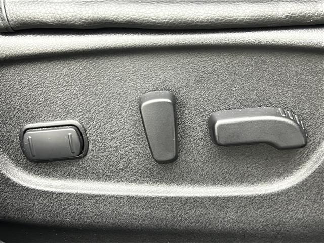 エクストレイル ２０Ｘｉ　レザーエディション　禁煙車／プロパイロット／全周囲カメラ／デジタルインナーミラー全席シートヒーター／電動リアゲート／純正８インチナビ／フルセグテレビ／ドライブレコーダー／ビルトインＥＴＣ／本革シート／ＬＥＤヘッドライト（27枚目）