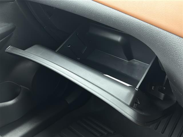 エクストレイル ２０Ｘｉ　レザーエディション　禁煙車／プロパイロット／全周囲カメラ／デジタルインナーミラー全席シートヒーター／電動リアゲート／純正８インチナビ／フルセグテレビ／ドライブレコーダー／ビルトインＥＴＣ／本革シート／ＬＥＤヘッドライト（30枚目）