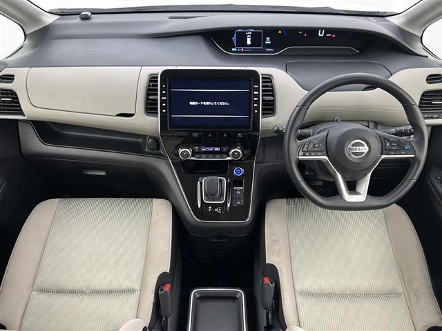 セレナ e-パワー ハイウェイスターV 禁煙車/後席モニター/プロパイロット/全周囲/衝突軽減/車線維持/後側方支援/純正ナビ/フルセグTV/デジタルミラー/ドラレコ/ビルトインETC/革巻ステアステアスイッチ/スマートキー/純正15AW(2枚目)