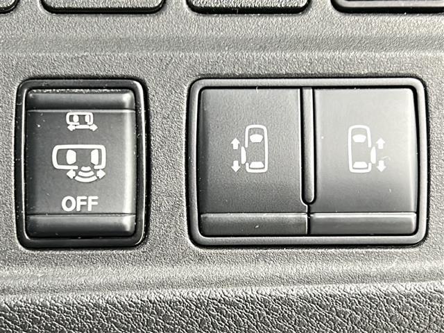 セレナ e-パワー ハイウェイスターV 禁煙車/後席モニター/プロパイロット/全周囲/衝突軽減/車線維持/後側方支援/純正ナビ/フルセグTV/デジタルミラー/ドラレコ/ビルトインETC/革巻ステアステアスイッチ/スマートキー/純正15AW(26枚目)