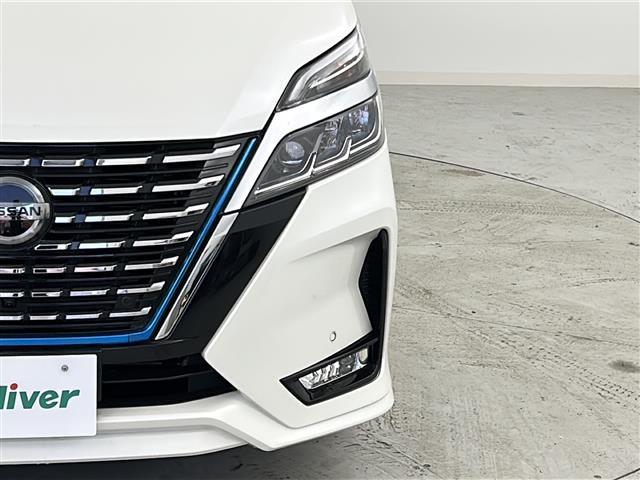 セレナ e-パワー ハイウェイスターV 禁煙車/後席モニター/プロパイロット/全周囲/衝突軽減/車線維持/後側方支援/純正ナビ/フルセグTV/デジタルミラー/ドラレコ/ビルトインETC/革巻ステアステアスイッチ/スマートキー/純正15AW(41枚目)