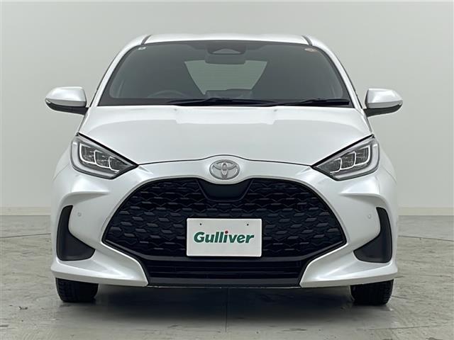 ヤリス ハイブリッドＧ　後期型／ワンオーナー／三眼ＬＥＤヘッドライト／トヨタセーフティセンス／ＡＣＣ／純正ディスプレイオーディオナビ／フルセグＴＶ／バックカメラ／ビルトインＥＴＣ／横滑り防止装置／ステアスイッチ／社外アルミ（17枚目）