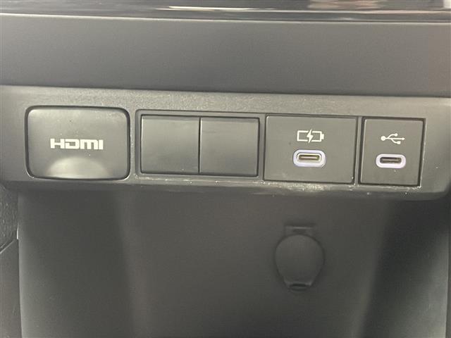 ヤリス ハイブリッドＧ　後期型／ワンオーナー／三眼ＬＥＤヘッドライト／トヨタセーフティセンス／ＡＣＣ／純正ディスプレイオーディオナビ／フルセグＴＶ／バックカメラ／ビルトインＥＴＣ／横滑り防止装置／ステアスイッチ／社外アルミ（26枚目）