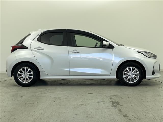 ヤリス ハイブリッドＧ　後期型／ワンオーナー／三眼ＬＥＤヘッドライト／トヨタセーフティセンス／ＡＣＣ／純正ディスプレイオーディオナビ／フルセグＴＶ／バックカメラ／ビルトインＥＴＣ／横滑り防止装置／ステアスイッチ／社外アルミ（38枚目）