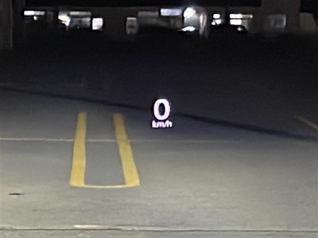 ＭＡＺＤＡ３ファストバック １５Ｓツーリング　禁煙車／３６０°ビュー・モニター＋ドライバー・モニタリング／ＢＳＭ／マツダコネクト／フルセグＴＶ／ビルトインＥＴＣ／ＬＥＤヘッドライト／電動パーキングブレーキ／オートホールド／純正１８インチアルミ（4枚目）