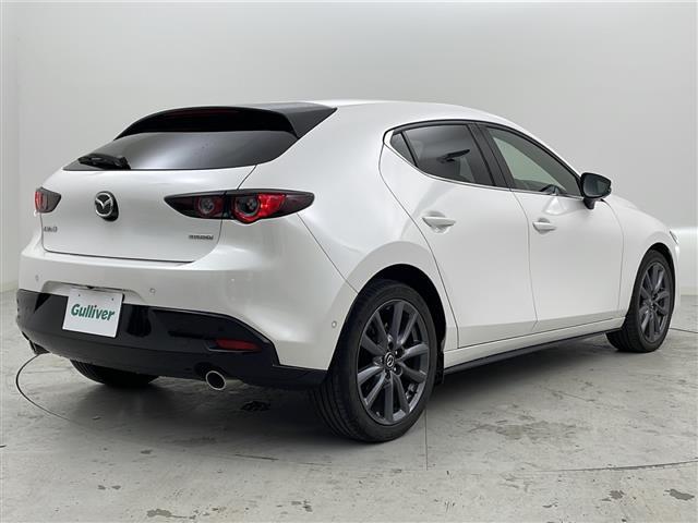 ＭＡＺＤＡ３ファストバック １５Ｓツーリング　禁煙車／３６０°ビュー・モニター＋ドライバー・モニタリング／ＢＳＭ／マツダコネクト／フルセグＴＶ／ビルトインＥＴＣ／ＬＥＤヘッドライト／電動パーキングブレーキ／オートホールド／純正１８インチアルミ（37枚目）