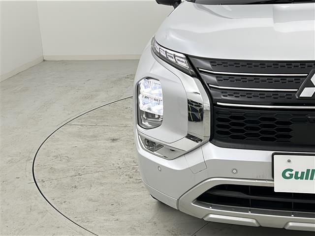 アウトランダーＰＨＥＶ Ｐ　禁煙車／ＢＯＳＥ／全周囲カメラ／マイパイロット／ＢＳＭ／ＲＣＴＡ／純正ナビ／フルセグ／レザーシート／シートヒーター／電動リアゲート／ＬＥＤヘッドライト／ＥＴＣ２．０／パドルシフト／ステアヒーター（40枚目）