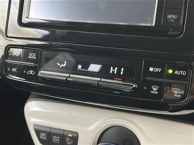 プリウス Ａ　禁煙車／社外エアロ／衝突軽減／車線維持／レーダークルーズコントロール／ヘッドアップディスプレイ／ブラインドスポットモニター／ビルトインＥＴＣ／社外ドライブレコーダー／純正７インチナビ／フルセグテレビ（10枚目）