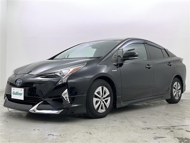 プリウス Ａ　禁煙車／社外エアロ／衝突軽減／車線維持／レーダークルーズコントロール／ヘッドアップディスプレイ／ブラインドスポットモニター／ビルトインＥＴＣ／社外ドライブレコーダー／純正７インチナビ／フルセグテレビ（17枚目）