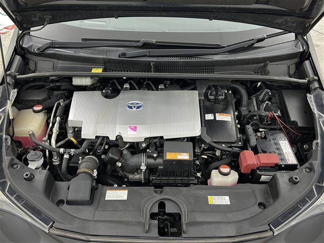 プリウス Ａ　禁煙車／社外エアロ／衝突軽減／車線維持／レーダークルーズコントロール／ヘッドアップディスプレイ／ブラインドスポットモニター／ビルトインＥＴＣ／社外ドライブレコーダー／純正７インチナビ／フルセグテレビ（42枚目）