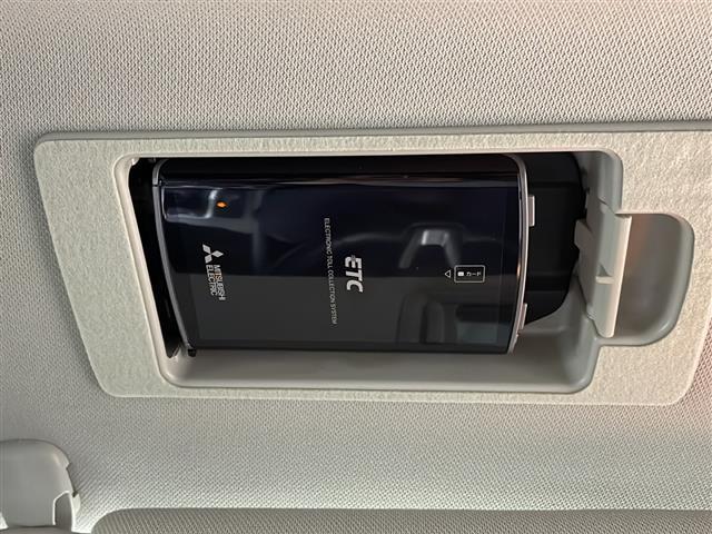 ＣＸ－５ ＸＤ　禁煙車／社外エアロ／ｉ－ＡＣＴＩＶＳＥＮＳＥ／ローダウン／純正ナビ／フルセグ／バックカメラ／ドラレコ／ビルトインＥＴＣ／ステアスイッチ／スマートキーｘ２／ＬＥＤヘッドライト／フォグ／純正１９インチＡＷ（9枚目）