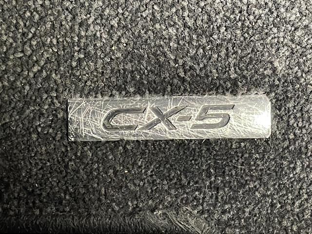 ＣＸ－５ ＸＤ　禁煙車／社外エアロ／ｉ－ＡＣＴＩＶＳＥＮＳＥ／ローダウン／純正ナビ／フルセグ／バックカメラ／ドラレコ／ビルトインＥＴＣ／ステアスイッチ／スマートキーｘ２／ＬＥＤヘッドライト／フォグ／純正１９インチＡＷ（28枚目）